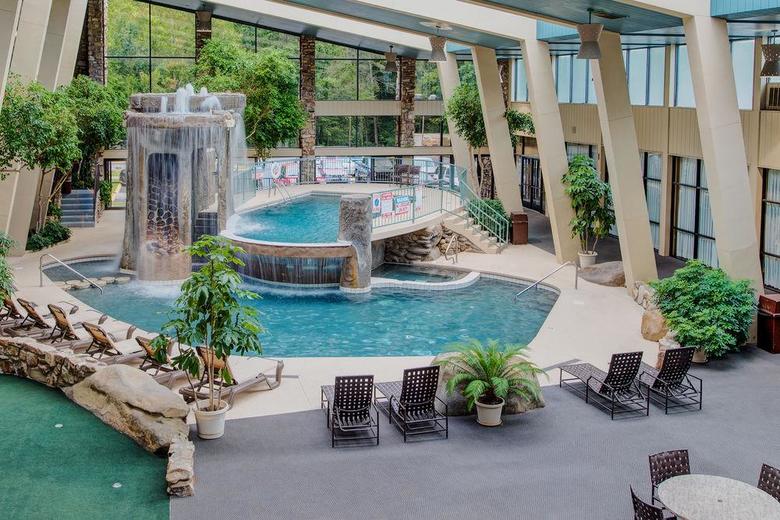 Hotel Glenstone Lodge