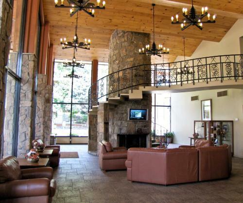 Hotel River Terrace Resort & Convention Center