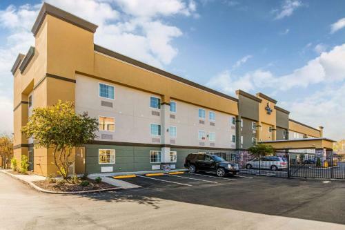 Hotel Country Hearth Inn & Suites