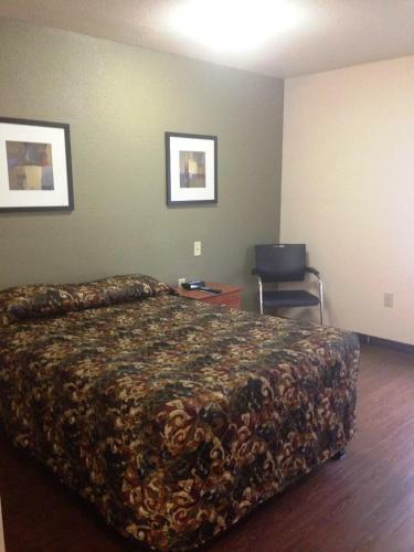 Hotel Inland Suites Lamar