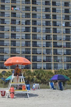Hotel Sun N Sand Resort
