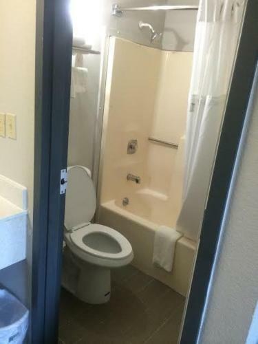 Motel Lotus Inn And Suites Nashville