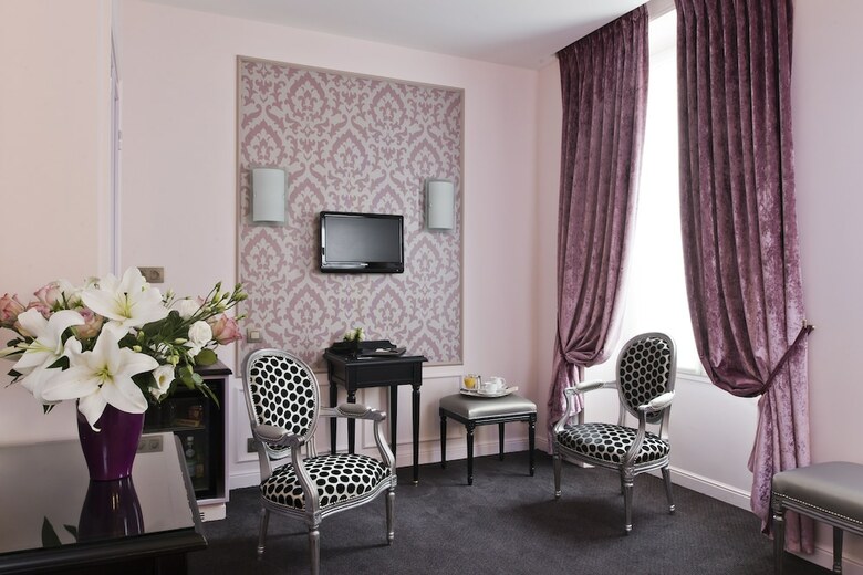 Hotel Saint Petersbourg Opera