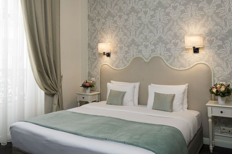 Hotel Saint Petersbourg Opera