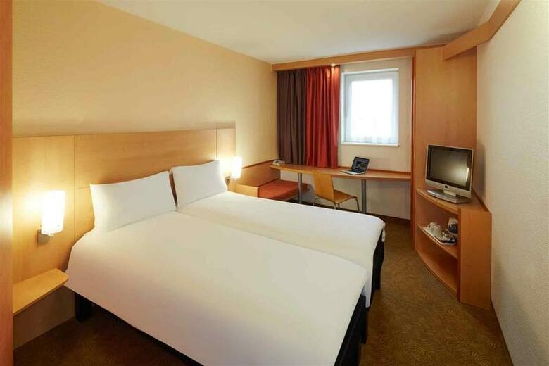 Hotel Novotel Reading Centre