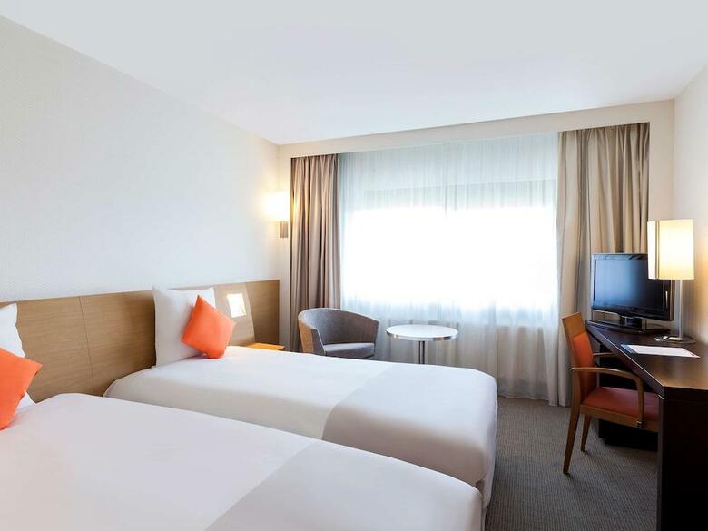 Hotel Novotel Reading Centre