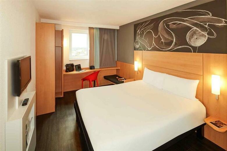 Hotel Novotel Reading Centre