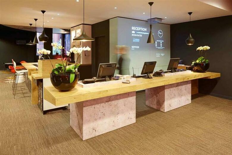 Hotel Novotel Reading Centre