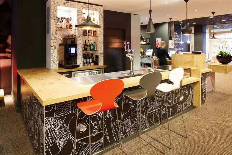 Hotel Novotel Reading Centre