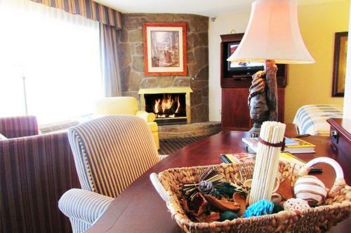 Arbors At Island Landing Hotel & Suites