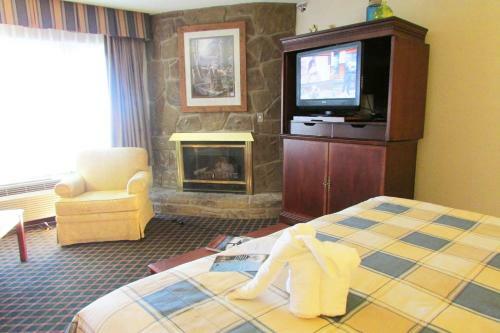Arbors At Island Landing Hotel & Suites