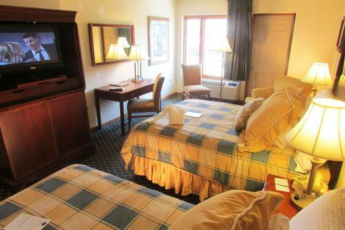 Arbors At Island Landing Hotel & Suites