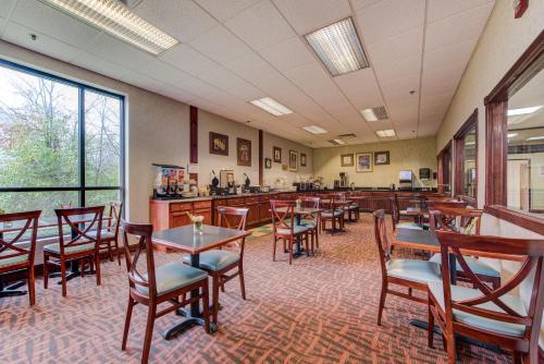 Hotel River Bend Inn - Pigeon Forge