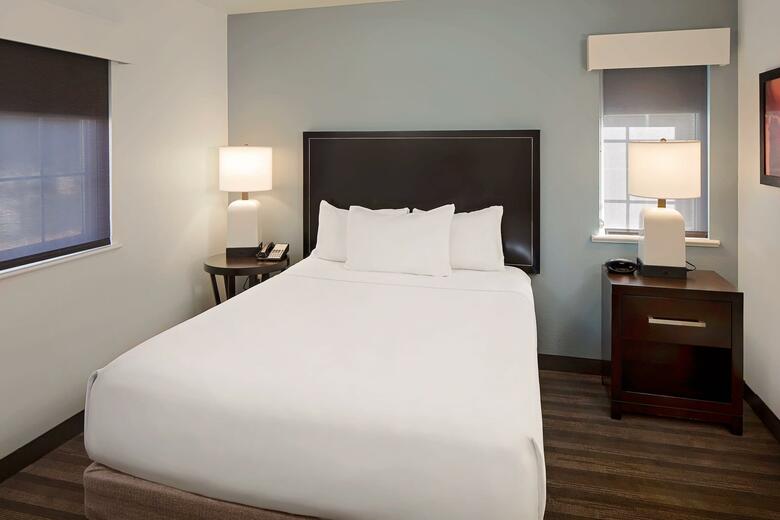 Posada Hyatt House Dallas/addison