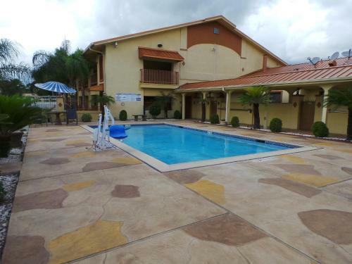 Hotel Americas Best Value Inn & Suites-alvin/houston