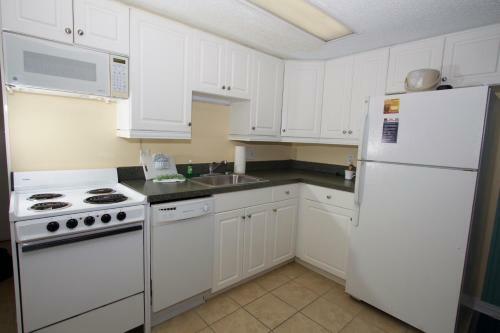 Hotel Peppertree By The Sea