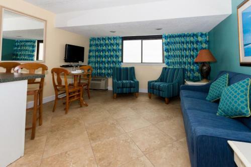 Hotel Peppertree By The Sea