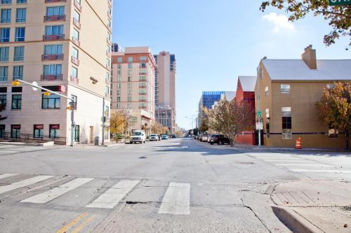 Apartamento Railyard Condos By Onyx Hotels
