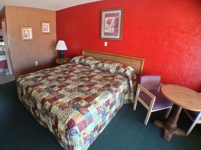Budget Inn Motel