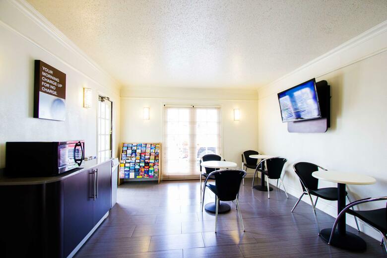 Motel 6 Austin Midtown