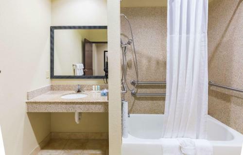 Hotel Comfort Suites Beaumont