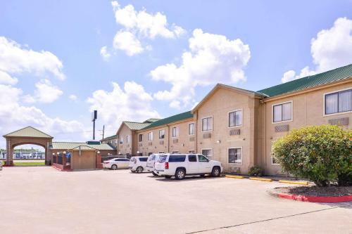 Hotel Quality Inn And Suites Beaumont