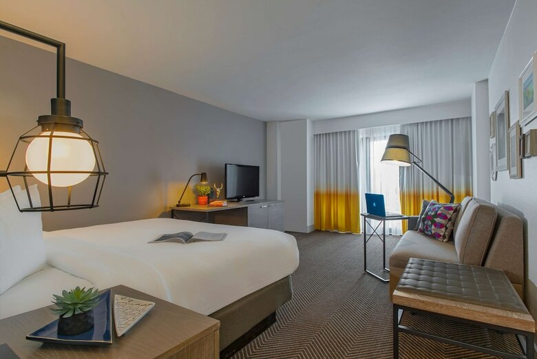 Hotel Doubletree By Hilton Austin