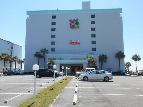 Tropical Seas Hotel