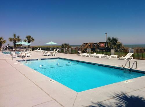 Tropical Seas Hotel