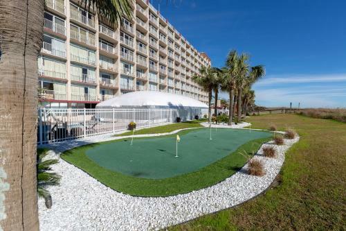 Hotel Maritime Beach Club