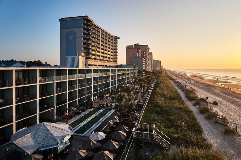 Hotel Compass Cove