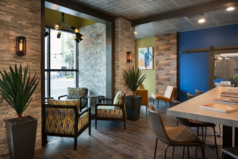 Breakers Resort Hotel