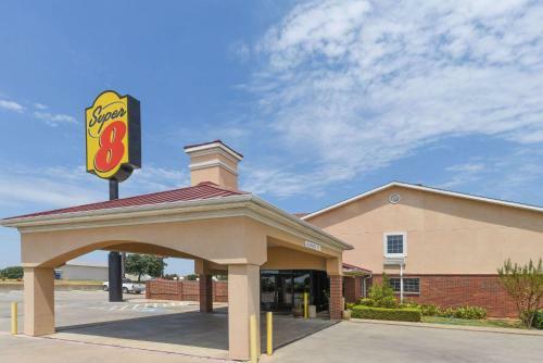 Motel Super 8 By Wyndham Burleson Fort Worth Area