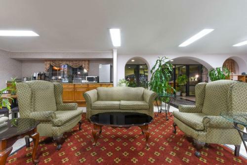Motel Super 8 By Wyndham Burleson Fort Worth Area