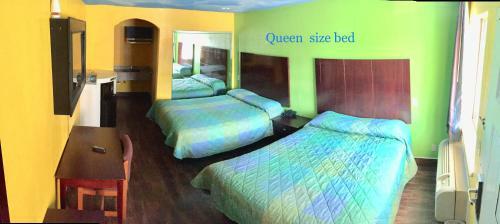 Motel Luxury Inn