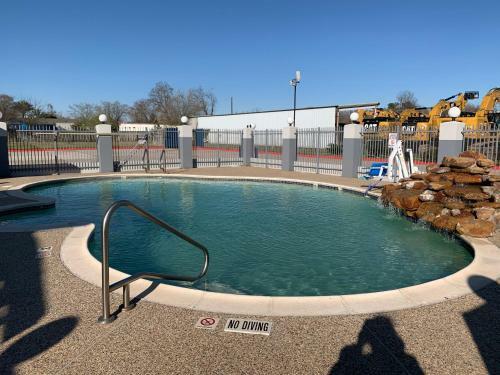 Motel Extended Stay Inn & Suites