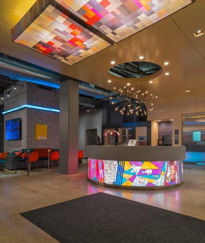 Hotel Aloft College Station