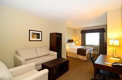 Hotel Baymont By Wyndham Columbus