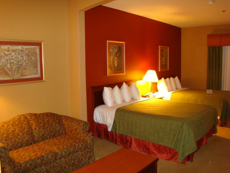 Hotel Best Western Plus Denton Inn & Suites