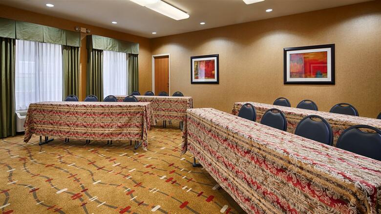 Hotel Best Western Plus Denton Inn & Suites