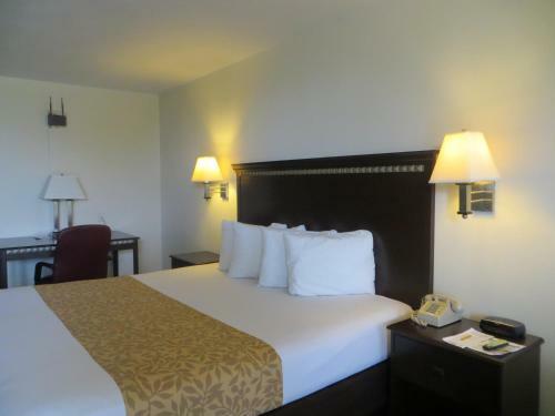 Echo Hotel & Conference Center