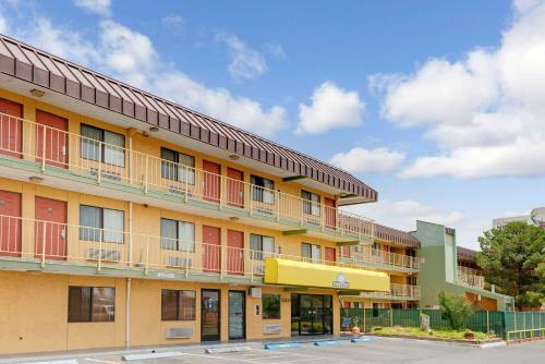 Hotel Days Inn El Paso Airport East