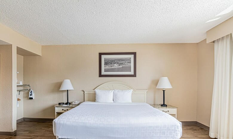 Emerald Beach Hotel