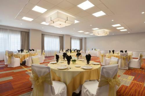 El Paso Suites Hotel