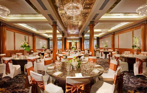 Fort Worth Ashton Hotel