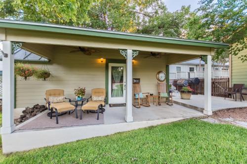 Bed & Breakfast Agape Cottage