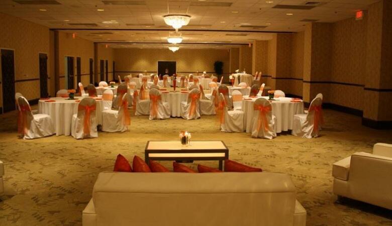 Hotel Embassy Suites Dallas - Park Central Area