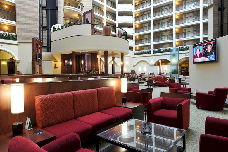 Hotel Embassy Suites Dallas - Park Central Area