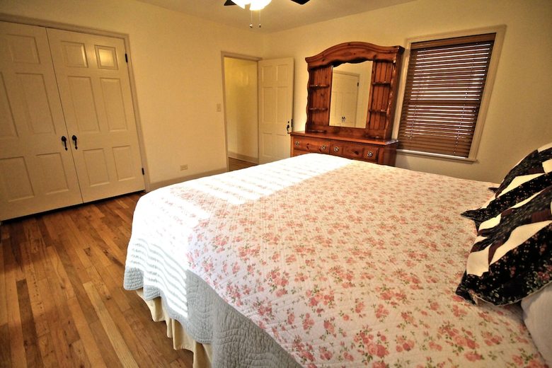 Hotel Peach Tree Inn & Suites