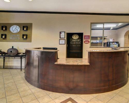Hotel Comfort Suites Fort Worth South